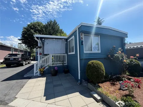 415 Lakeview Lynnwood WA 98087