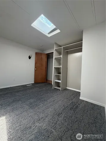 415 Lakeview Lynnwood WA 98087