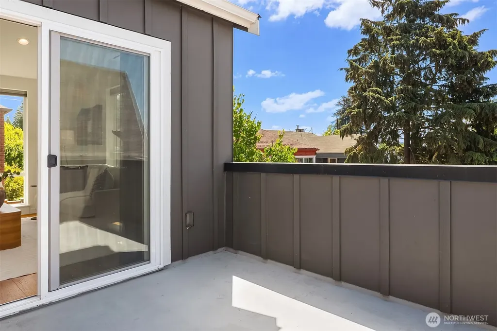 7747 2nd Avenue NE Seattle WA 98115