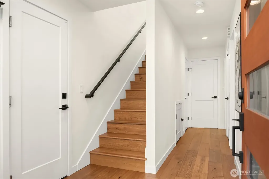 7747 2nd Avenue NE Seattle WA 98115
