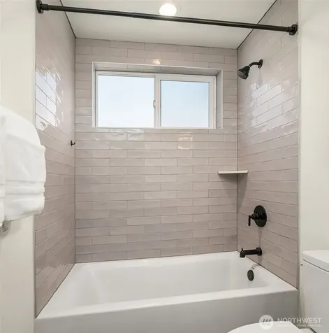 7747 2nd Avenue NE Seattle WA 98115