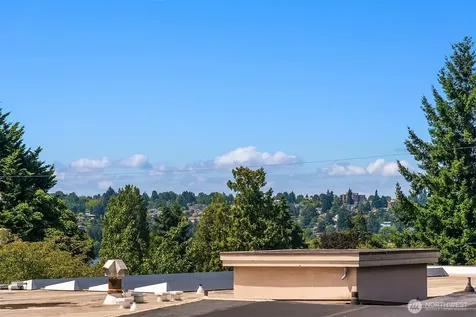 7747 2nd Avenue NE Seattle WA 98115