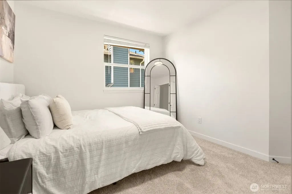 11916 SE 228th Place Kent WA 98031