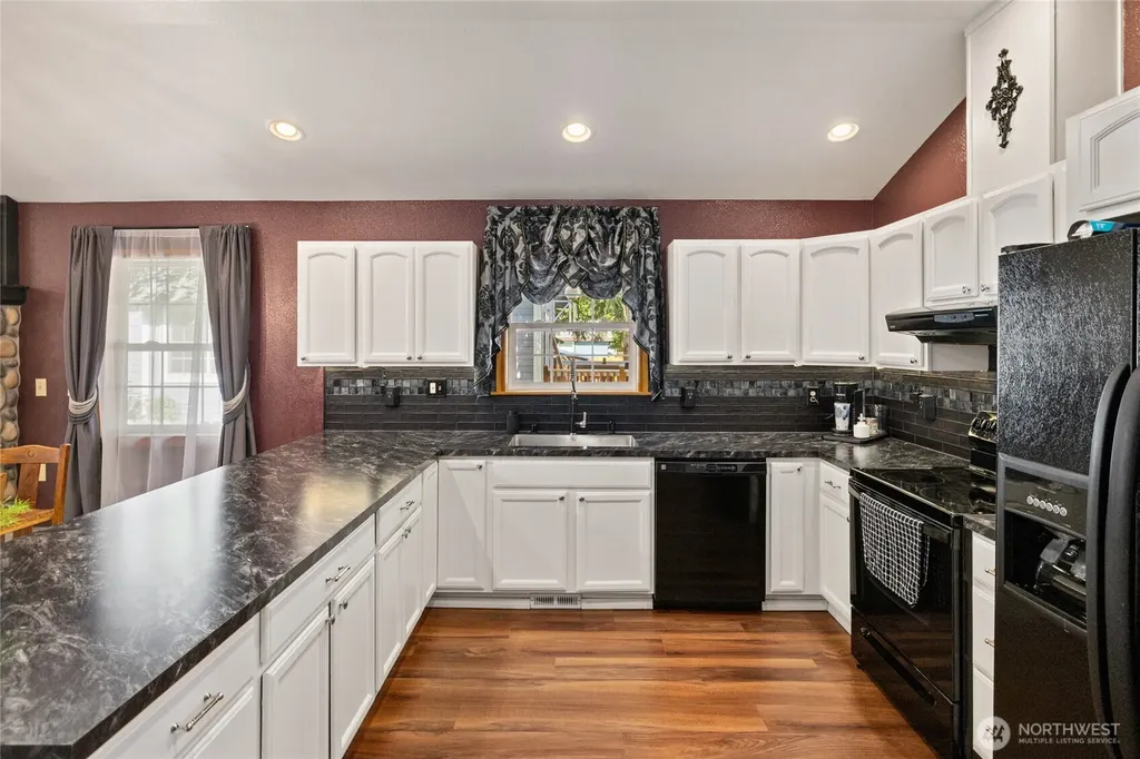 704 Lincoln Avenue South Cle Elum WA 98943