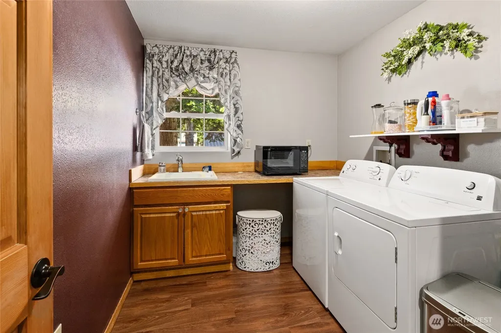704 Lincoln Avenue South Cle Elum WA 98943