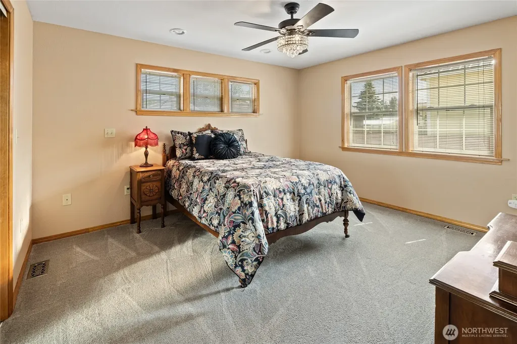 704 Lincoln Avenue South Cle Elum WA 98943