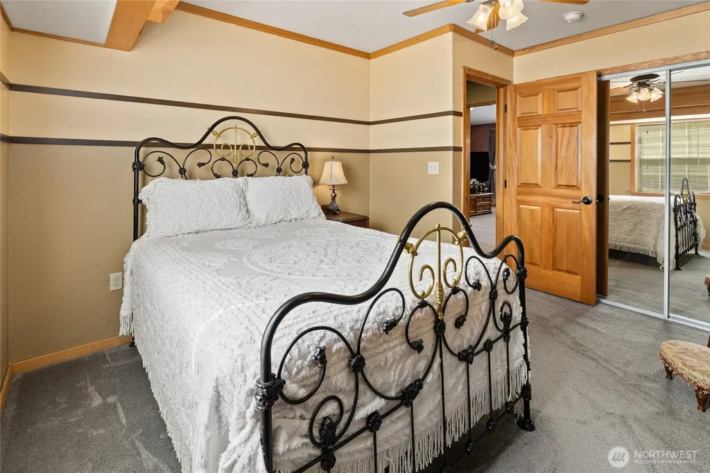 704 Lincoln Avenue South Cle Elum WA 98943