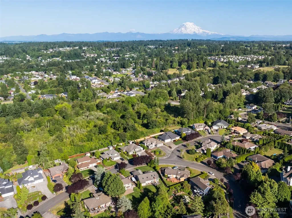 1620 12th Street SW Puyallup WA 98371