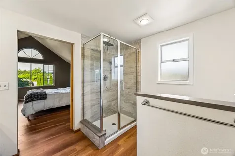 1620 12th Street SW Puyallup WA 98371