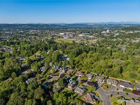 1620 12th Street SW Puyallup WA 98371