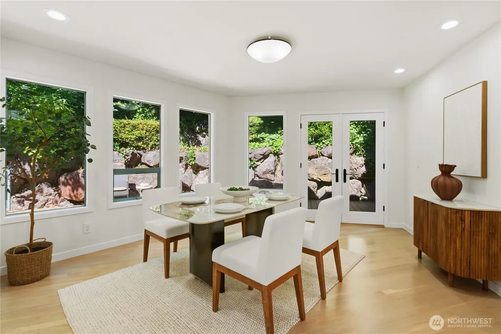 7432 E Mercer Way Mercer Island WA 98040
