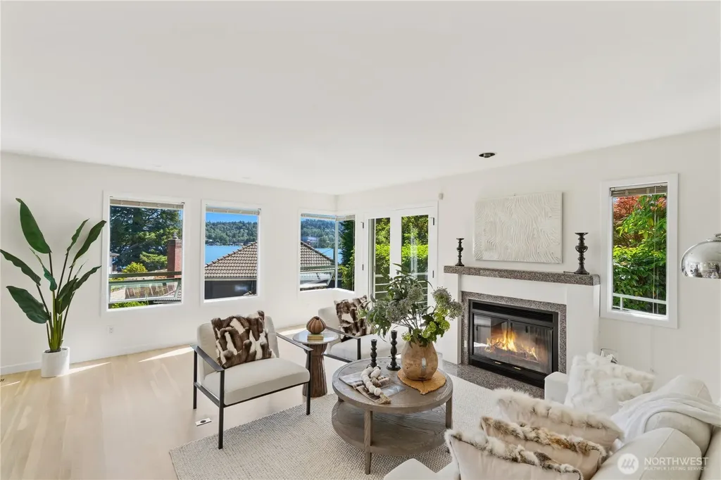 7432 E Mercer Way Mercer Island WA 98040