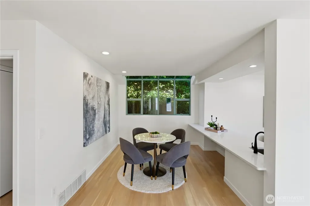 7432 E Mercer Way Mercer Island WA 98040