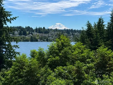 7432 E Mercer Way Mercer Island WA 98040
