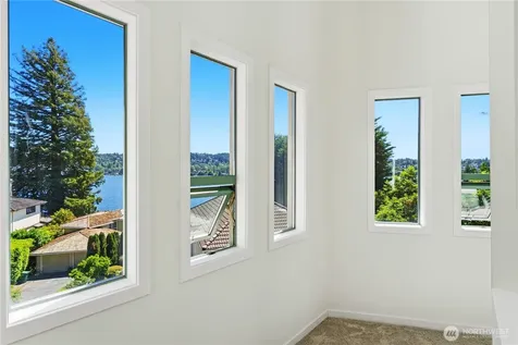 7432 E Mercer Way Mercer Island WA 98040