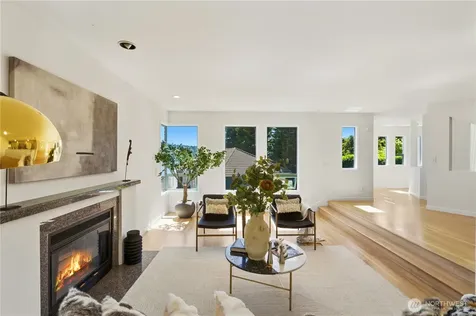 7432 E Mercer Way Mercer Island WA 98040