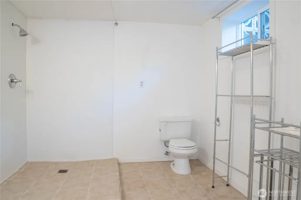 4432 SW 102nd Street Seattle WA 98146