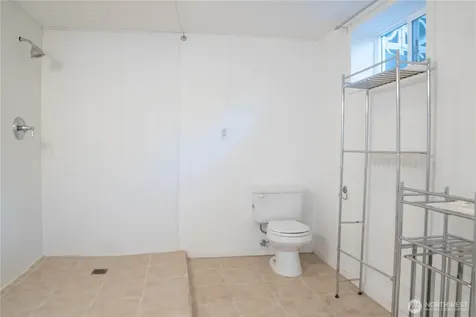 4432 SW 102nd Street Seattle WA 98146