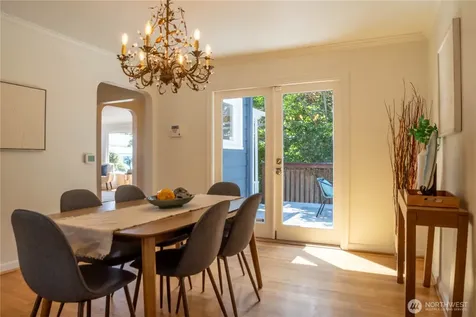 4432 SW 102nd Street Seattle WA 98146