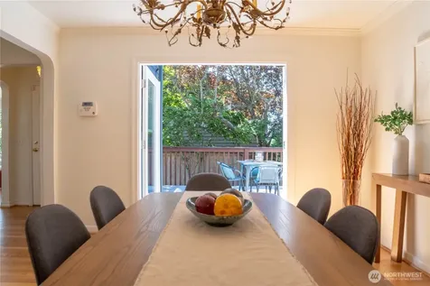 4432 SW 102nd Street Seattle WA 98146