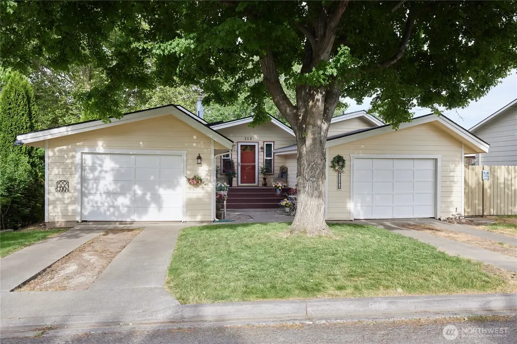 513 SE Highland Park Drive College Place WA 99324