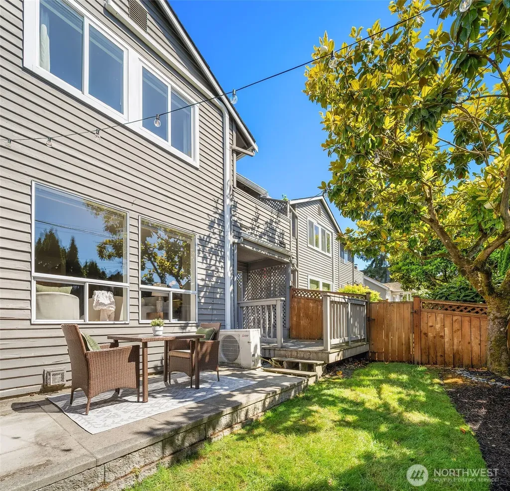 313 7th Avenue S Kirkland WA 98033