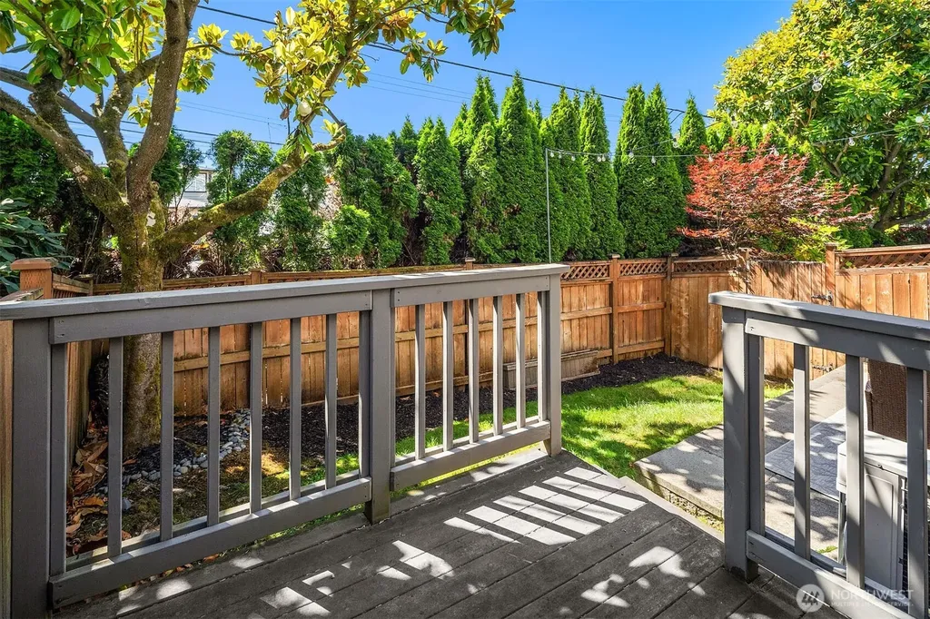313 7th Avenue S Kirkland WA 98033
