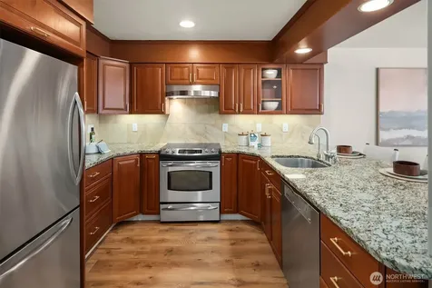 313 7th Avenue S Kirkland WA 98033