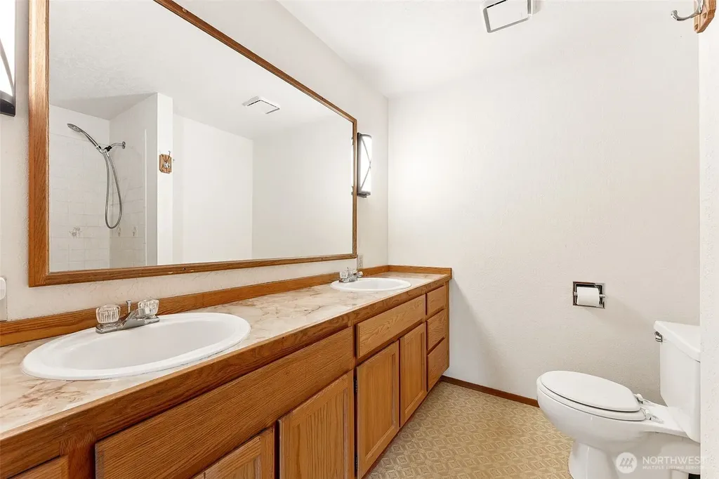 442 E 31st Street Bremerton WA 98310