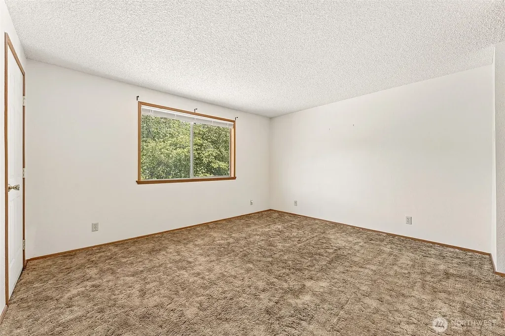 442 E 31st Street Bremerton WA 98310