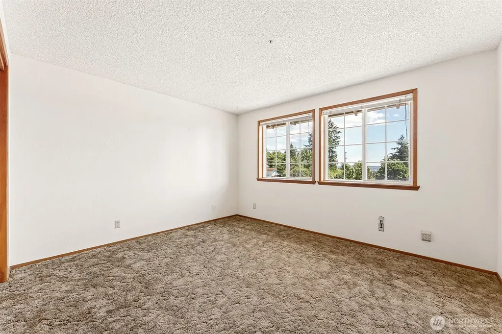 442 E 31st Street Bremerton WA 98310