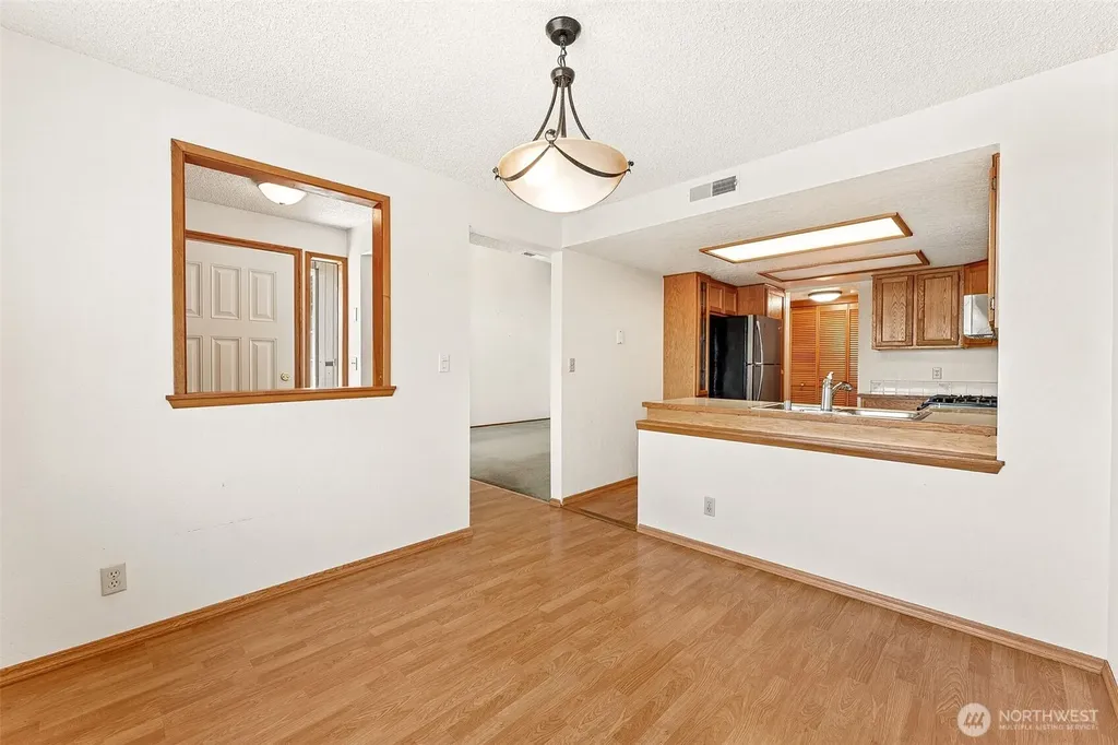 442 E 31st Street Bremerton WA 98310