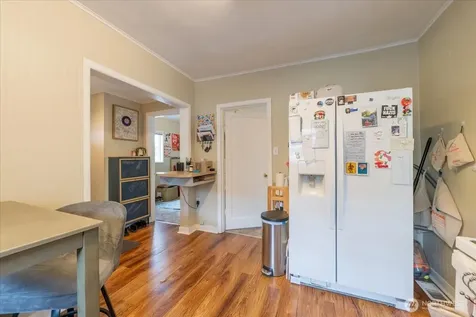 7945 9th Avenue SW Seattle WA 98106