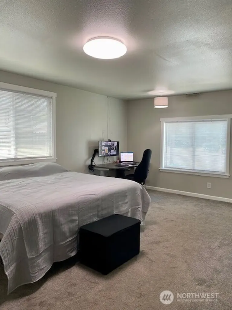 416 Mckenzie Avenue SW Yelm WA 98597