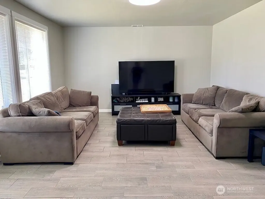 416 Mckenzie Avenue SW Yelm WA 98597