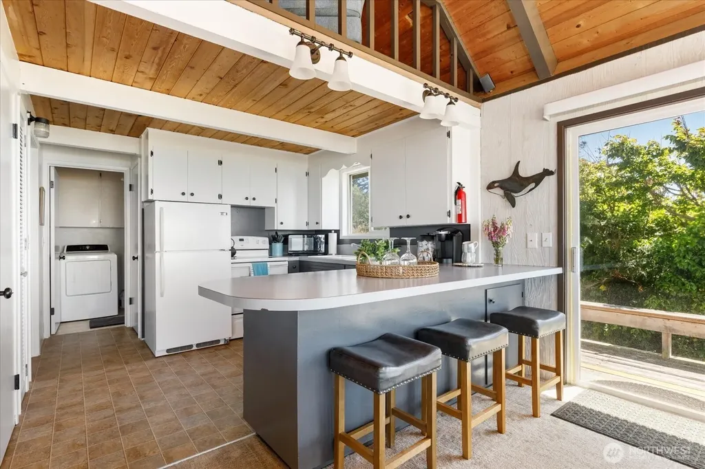 4560 Rolling Dunes Lane Oak Harbor WA 98277
