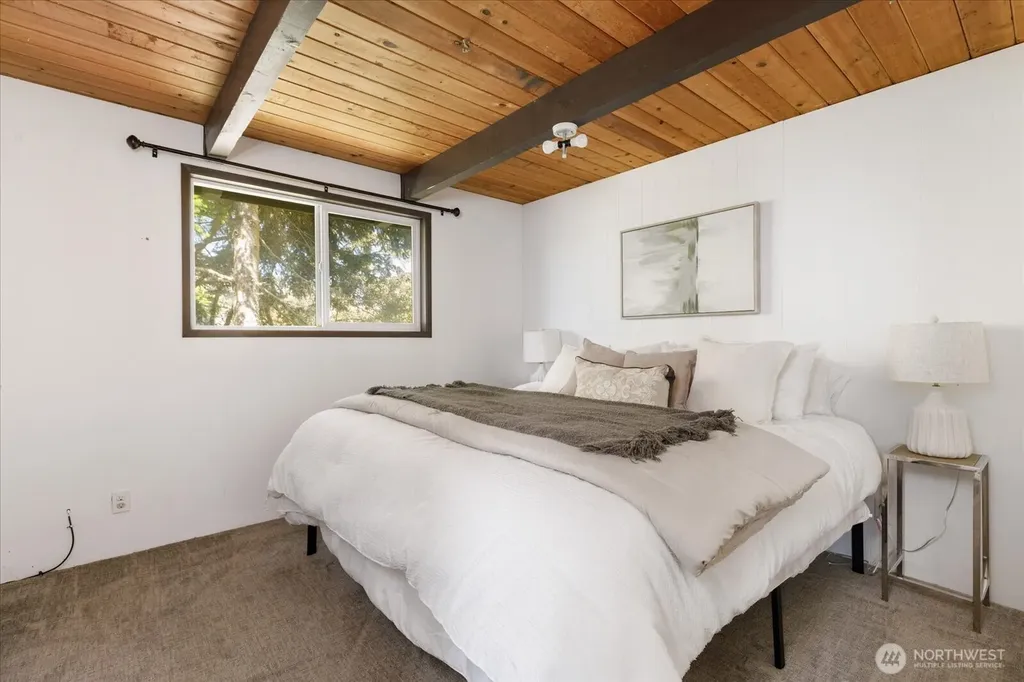 4560 Rolling Dunes Lane Oak Harbor WA 98277
