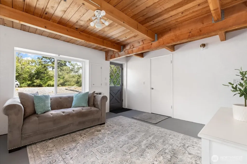 4560 Rolling Dunes Lane Oak Harbor WA 98277