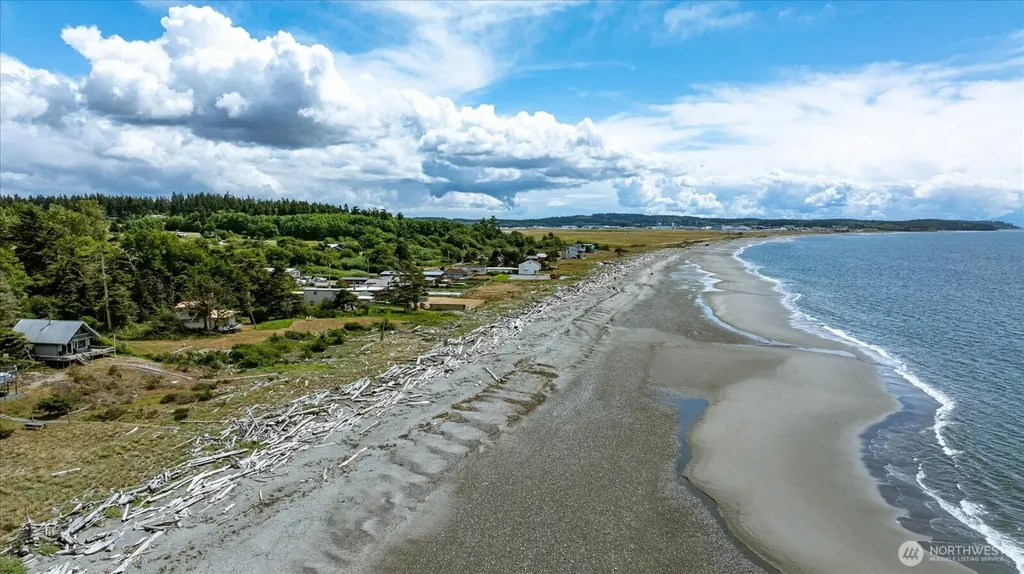 4560 Rolling Dunes Lane Oak Harbor WA 98277