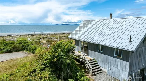 4560 Rolling Dunes Lane Oak Harbor WA 98277