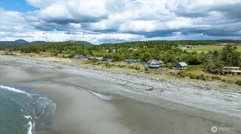 4560 Rolling Dunes Lane Oak Harbor WA 98277