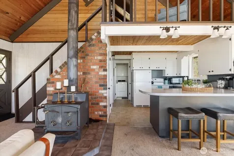 4560 Rolling Dunes Lane Oak Harbor WA 98277