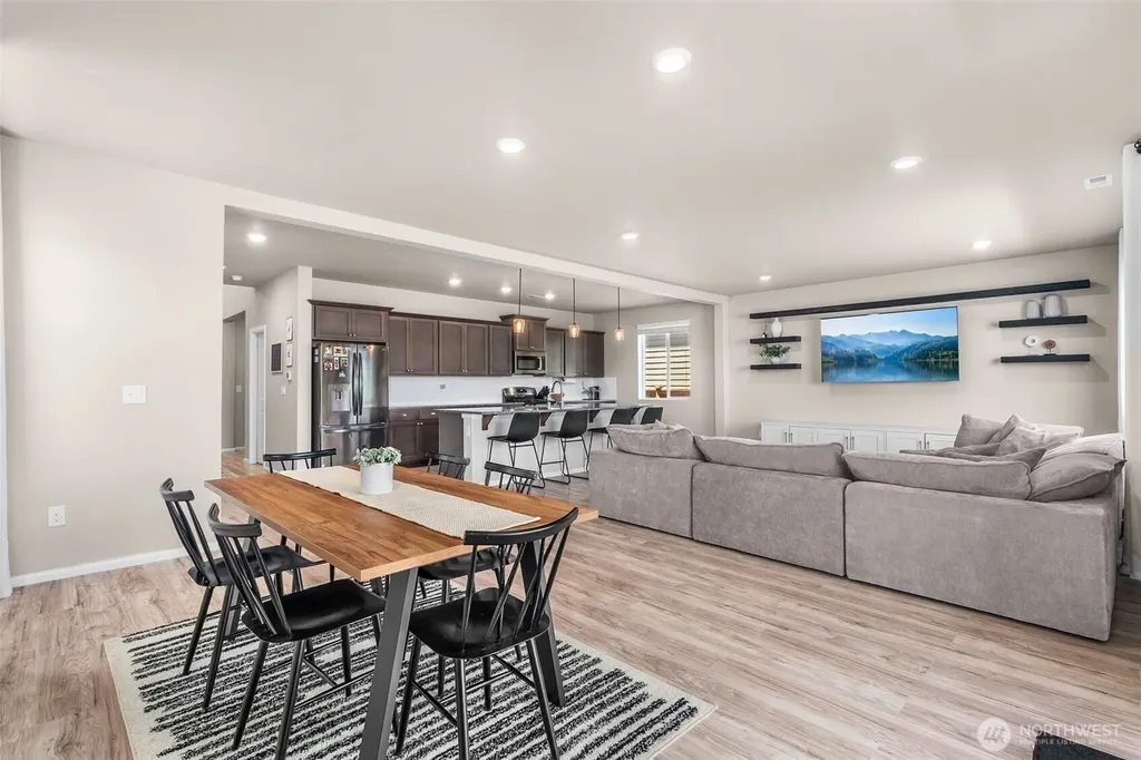 3261 Hanna Drive NE Lacey WA 98516