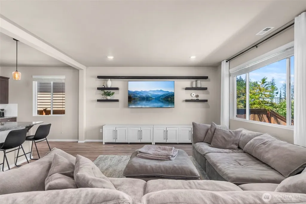 3261 Hanna Drive NE Lacey WA 98516