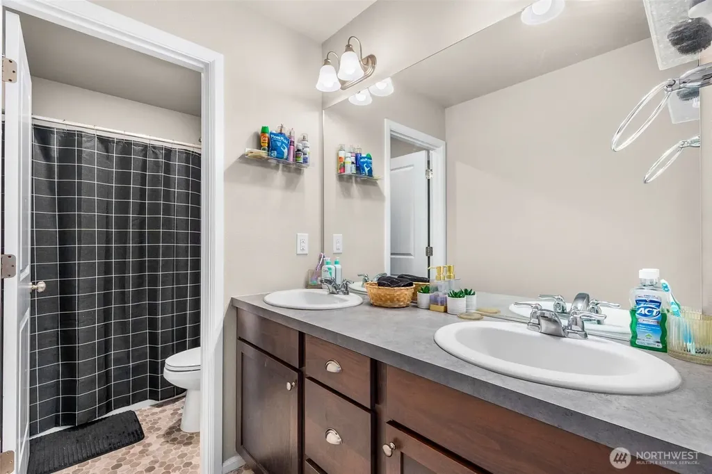 3261 Hanna Drive NE Lacey WA 98516
