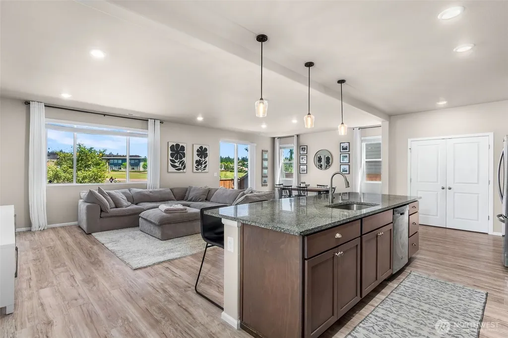 3261 Hanna Drive NE Lacey WA 98516
