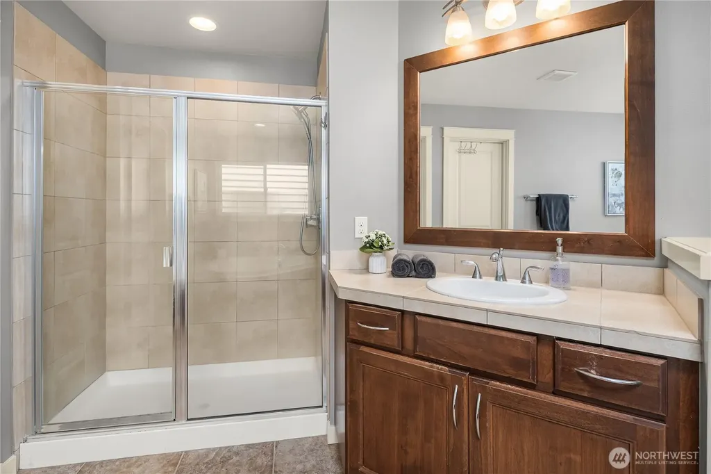 24816 SE 17th Place Sammamish WA 98075