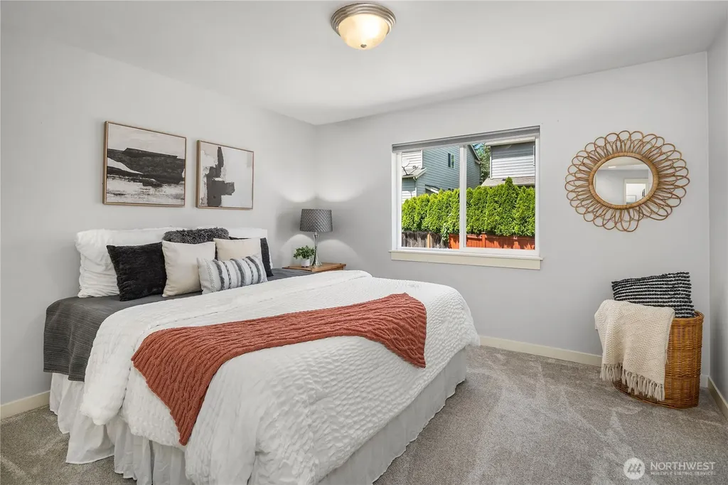 24816 SE 17th Place Sammamish WA 98075