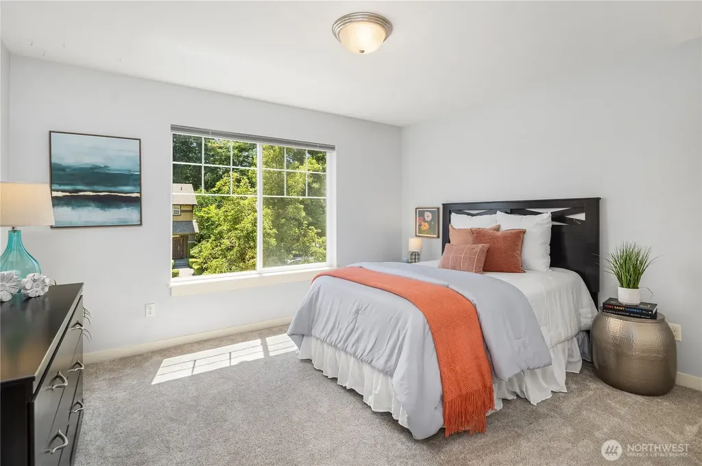24816 SE 17th Place Sammamish WA 98075