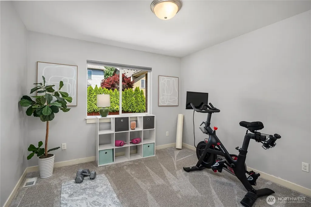24816 SE 17th Place Sammamish WA 98075